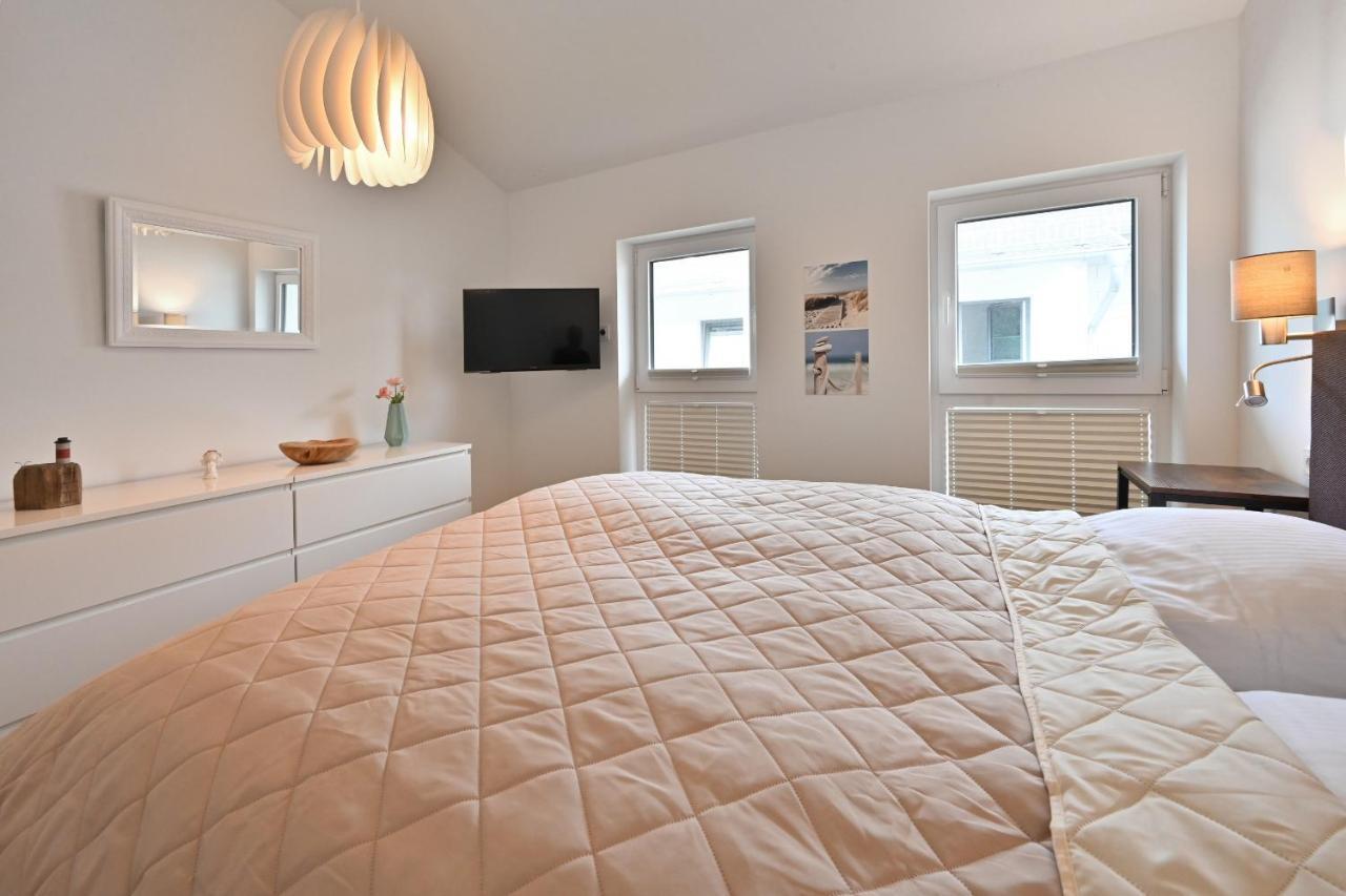 Ferienwohnung La Mola Glowe Esterno foto